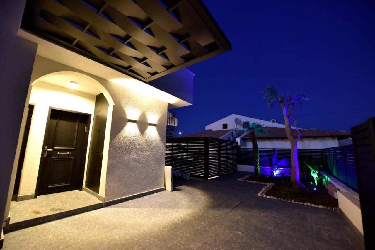 White-private Pool Luxury * Eilat